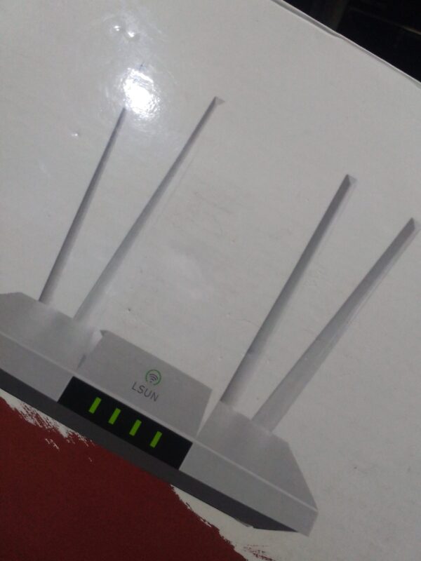Lsun 4g universal router - Image 2