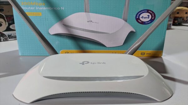 TP-Link 300mbps Wireless N Router TL-WR840N